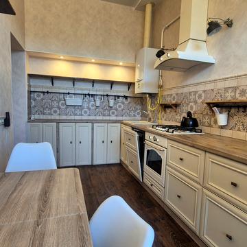 Святослава Караванського вул. (Жуковського), 47