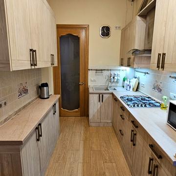 Хрещатик вул., 32-Б