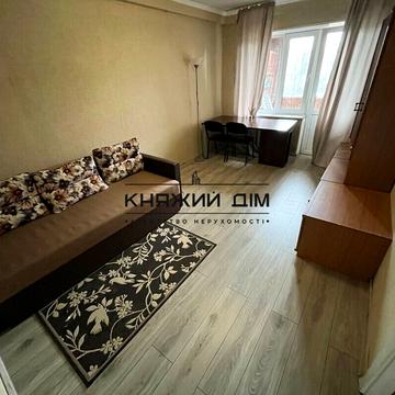 Братиславська вул., 28