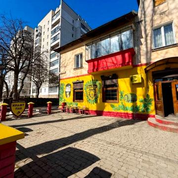 Гетьмана Івана Мазепи вул. (Топольна), 37