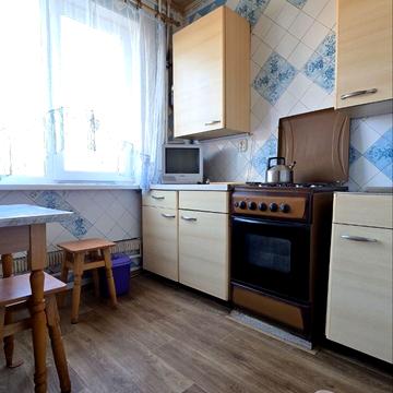 Амосова вул. (Корчагінців), 5