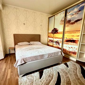 Пастера вул., 21