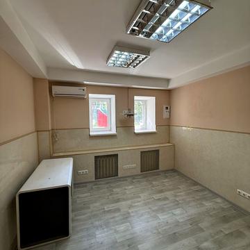 Симона Петлюри вул. (Комінтерну), 7/9