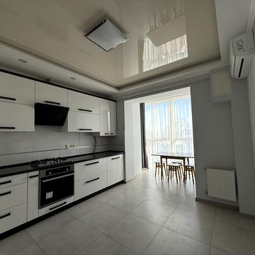 Богдана Хмельницького  вул., 284-Б