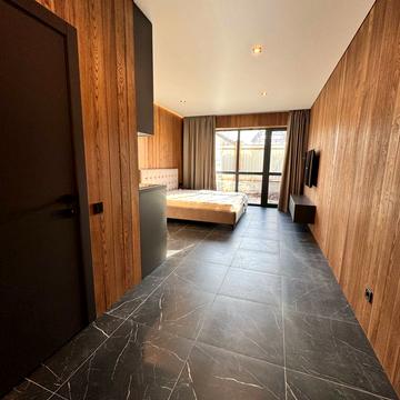 Виноградна вул., 2