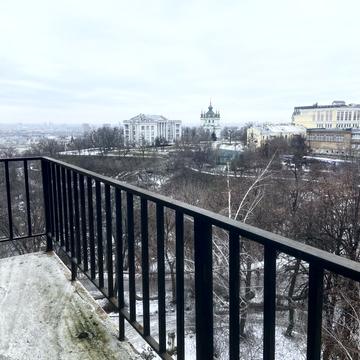 Велика Житомирська вул., 16