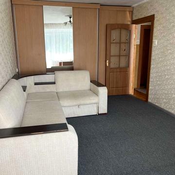 Василя Симоненка вул. (), 1