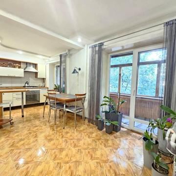 Зодчих вул., 34