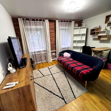 Греківська вул., 57