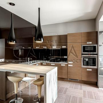 Володимира Івасюка просп. (Героїв Сталінграду), 4