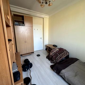 Велика Кільцева вул., 2