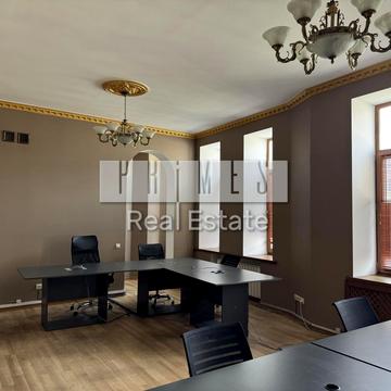 Шота Руставелі вул., 23