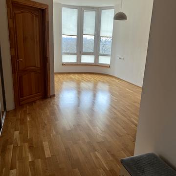 Фріца Гленца вул., 22