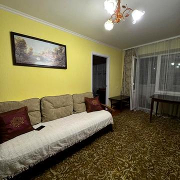 Івана Миколайчука вул., 9