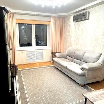 Феодосійський пров., 14-А