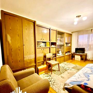 Райдужна вул., 9