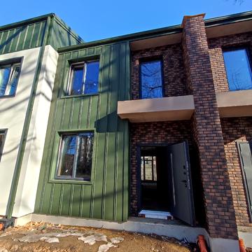 Варшавська вул.