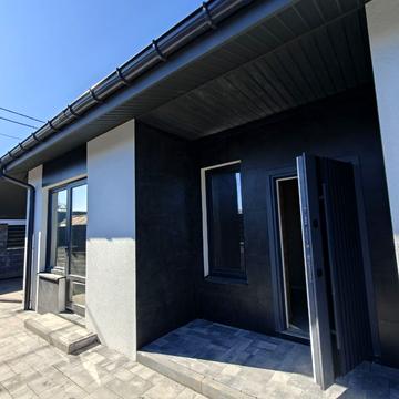 Остромирська вул., 67