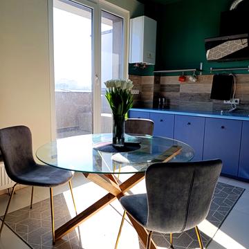 Волошкова вул., 2