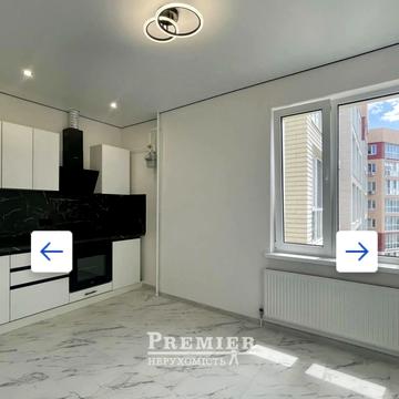 Будівельна вул., 48/50