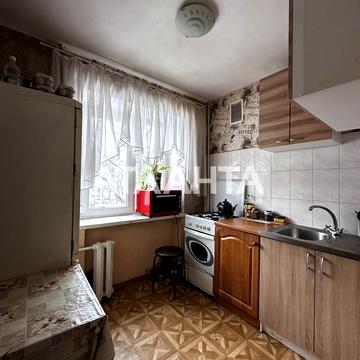 Євгена Танцюри вул., 53