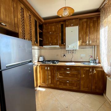 Степана Бандери вул., 50