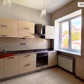 Дарвіна вул., 8