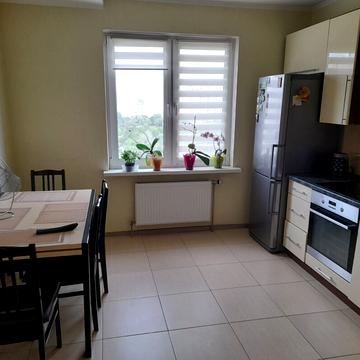 Урлівська вул., 24