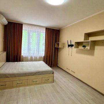 Мечникова вул., 103