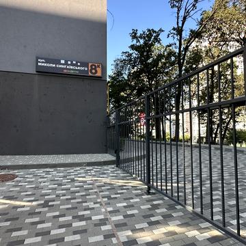 Ново-Оскольська вул., 6-Б