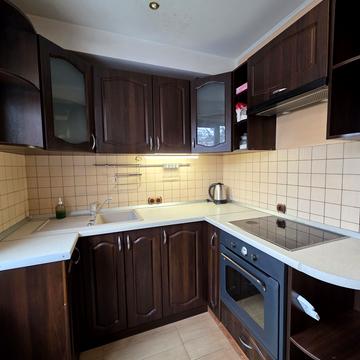 Радунська вул., 42/10