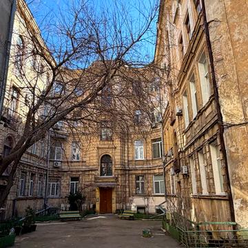 Гоголя вул., 7