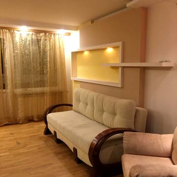 Володимира Великого вул. (Артема), 48