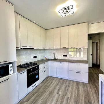 Львівське шосе, 53