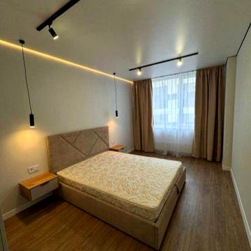 Дніпровська набережна вул., 15-К