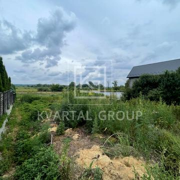 Черняхівського вул., 69