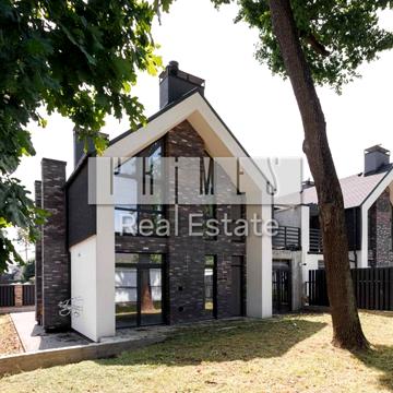 Євгена Коновальця вул.