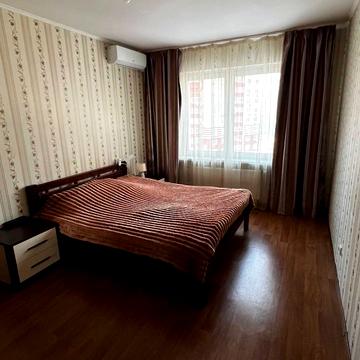 Софії Русової вул., 1