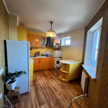 Миру просп., 3