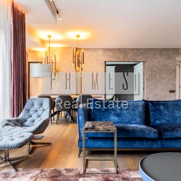 Андрія Верхогляда вул. (Михайла Драгомирова), 12