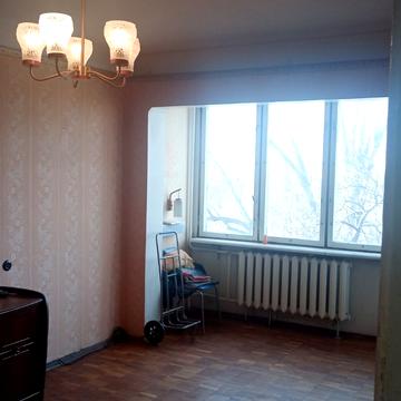 Романа Ратушного вул. (Волгоградська), 33