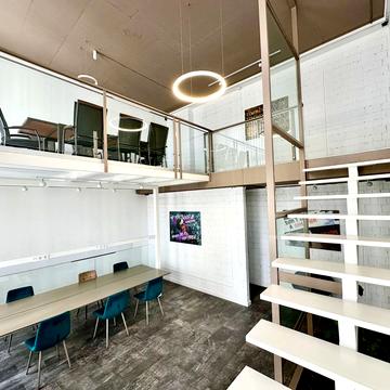 Зарічна вул., 6 к1