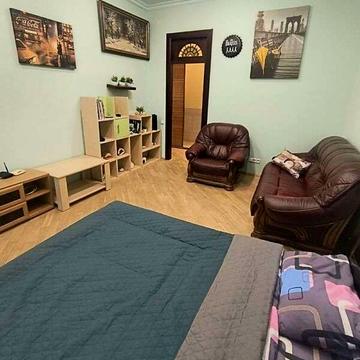 Еспланадна вул., 2