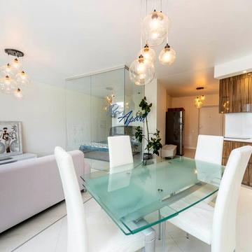 Академіка Глушкова просп., 9-В