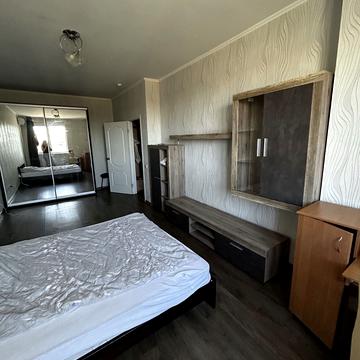 Івана Франка вул., 6