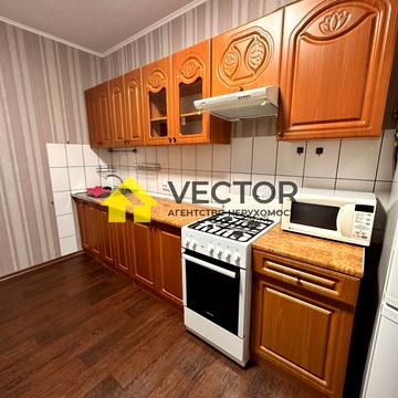 Алмазна вул., 10