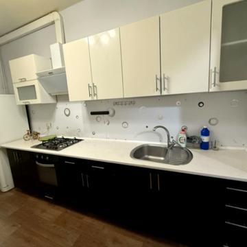 Колонтаївська вул., 38