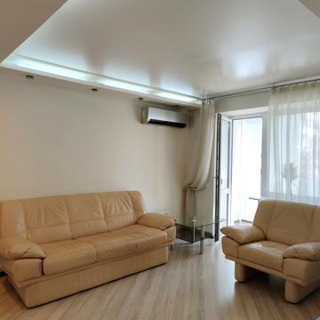 Велика Васильківська вул. (Червоноармійська), 45/17