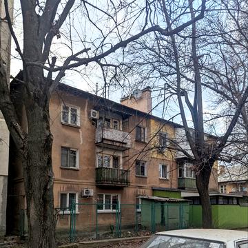 Віталія Гуляєва вул., 15