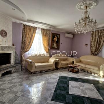 49-та Садова вул., 46